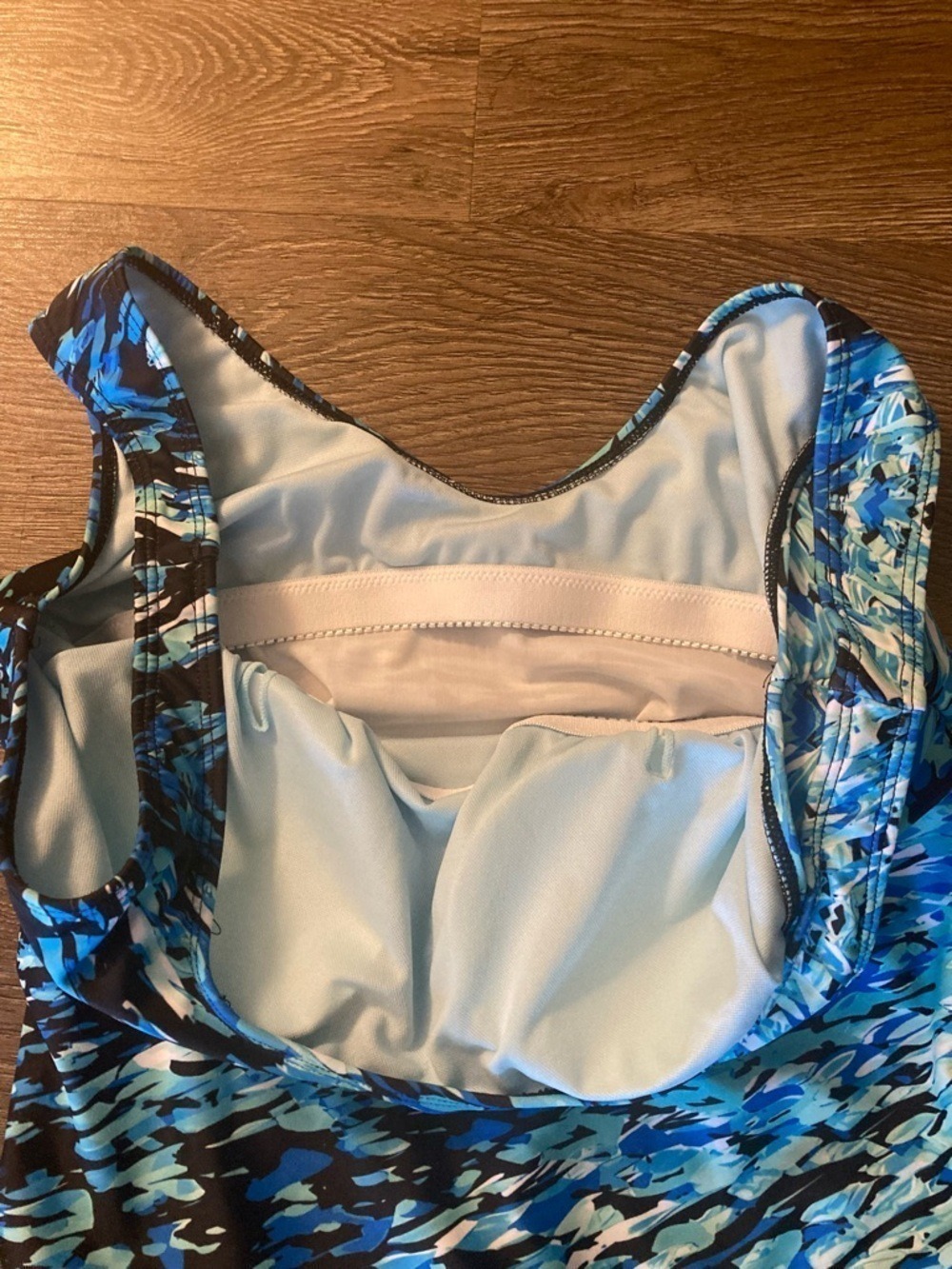 Women’s One-Piece Swimsuit - Blue Multi Print Size Large NEW - Picture 7 of 8